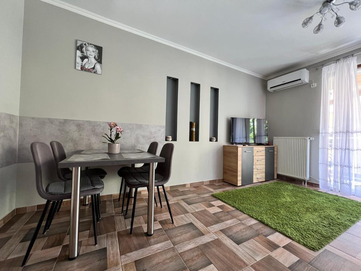 Dorina Wellness Apartamento Siófok Exterior foto